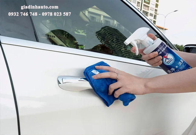 Bảo Quản và Sử Dụng Nước Rửa Xe Đúng Cách Để Đảm Bảo Tuổi Thọ Sản Phẩm