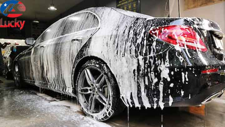 Cách Sử Dụng Nước Rửa Xe Siêu Bóng Đúng Cách