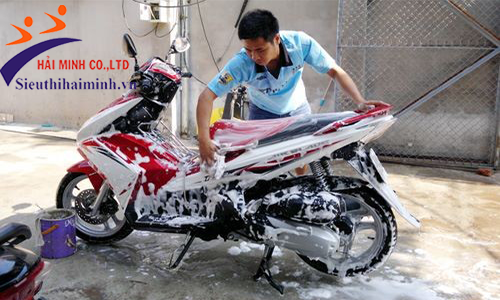 Hướng Dẫn Sử Dụng Nước Rửa Xe Siêu Bọt Hiệu Quả và An Toàn Hướng Dẫn Sử Dụng Nước Rửa Xe Siêu Bọt Hiệu Quả và An Toàn
