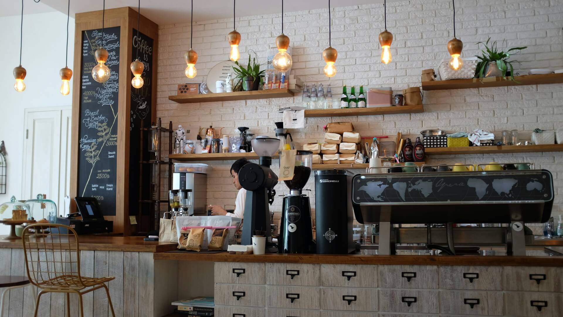 Khai trương quán cafe: Xây dựng không gian ấn tượng và thu hút khách hàng Khai trương quán cafe: Xây dựng không gian ấn tượng và thu hút khách hàng