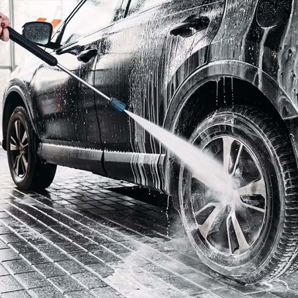 Lợi Ích Của Nước Rửa Xe Không Chạm Cho Xế Yêu