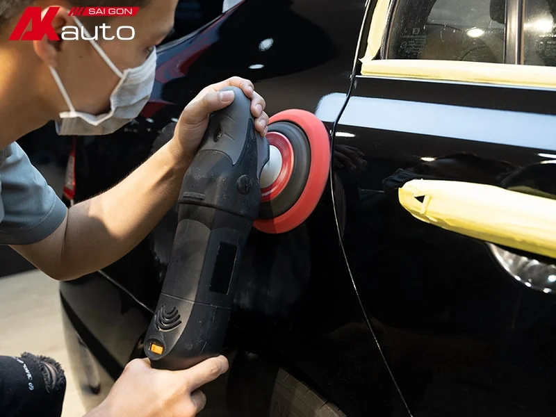 Mẹo Bảo Quản và Kéo Dài Độ Bóng Sơn Xe Ô Tô Sau Khi Đánh Bóng