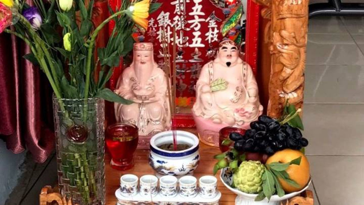 Mua gì để cúng Vía Thần Tài? Lựa chọn sản phẩm phù hợp với mong muốn và khả năng