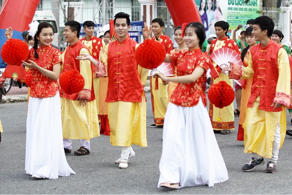 Ngày Valentine ở các Nước: So sánh Văn hóa và Phong tục Tập quán
