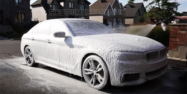 Nước Rửa Xe Không Chạm Pallas: Tại Sao Nên Chọn? Nước Rửa Xe Không Chạm Pallas: Tại Sao Nên Chọn?