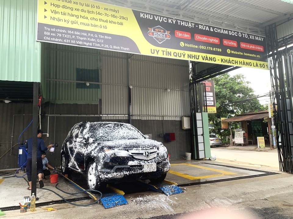 Nước Rửa Xe Siêu Bọt: Lợi Ích và Cách Sử Dụng