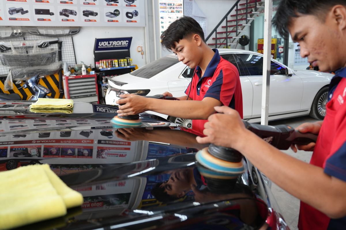 Quy Trình Phủ Ceramic Sonax Đúng Cách: Từ A Đến Z
