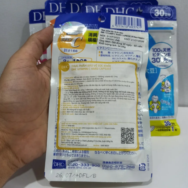 So sánh viên uống DHC ngừa mụn mờ thâm với sản phẩm tương tự So sánh viên uống DHC ngừa mụn mờ thâm với sản phẩm tương tự