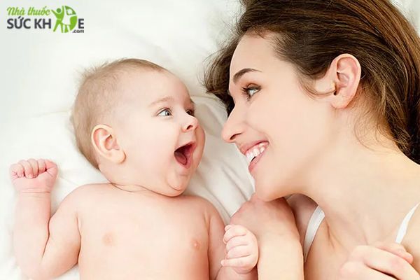 Vitamin nhập khẩu: Đánh giá Vitamin cho Mẹ sau sinh của Nhật Bản, Đức và Mỹ Vitamin nhập khẩu: Đánh giá Vitamin cho Mẹ sau sinh của Nhật Bản, Đức và Mỹ