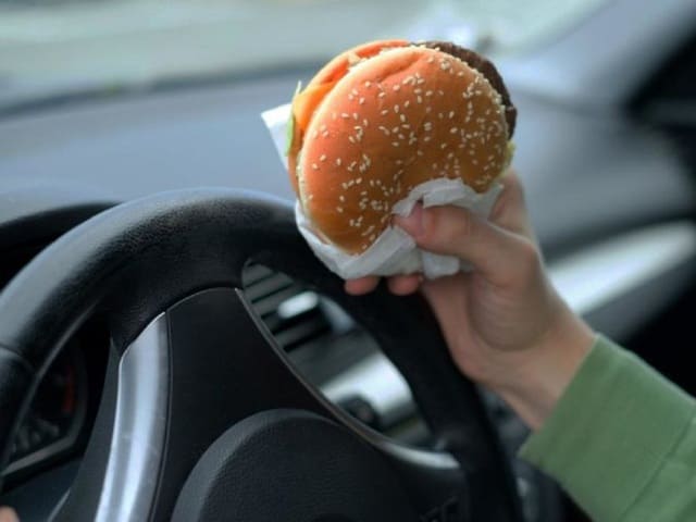 Đánh giá ưu đãi khi khử mùi ô tô mới Đánh giá ưu đãi khi khử mùi ô tô mới
