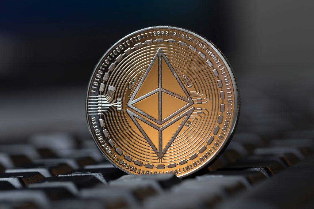 Ethereum ETH: Sụp Đổ Hay Phục Hồi? Ethereum ETH: Sụp Đổ Hay Phục Hồi?