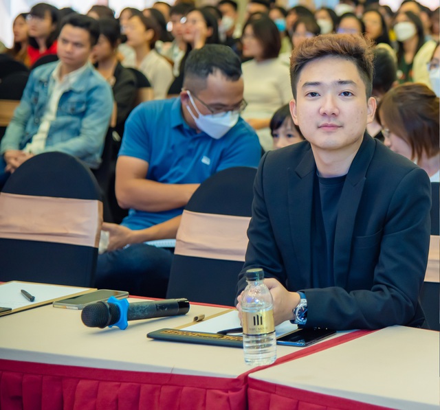 Giày Biti's - Biểu Tượng Thời Trang Việt Nam Đang Chiếm Lĩnh Thị Trường giay biti s bieu tuong thoi trang viet nam dang chiem linh thi truong 67ea4b39595f5