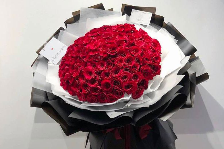 Top Những Món Quà Tặng Ngày 8 Tháng 3 Hot Nhất Năm Nay: Độc Đáo và Ấn Tượng Top Những Món Quà Tặng Ngày 8 Tháng 3 Hot Nhất Năm Nay: Độc Đáo và Ấn Tượng