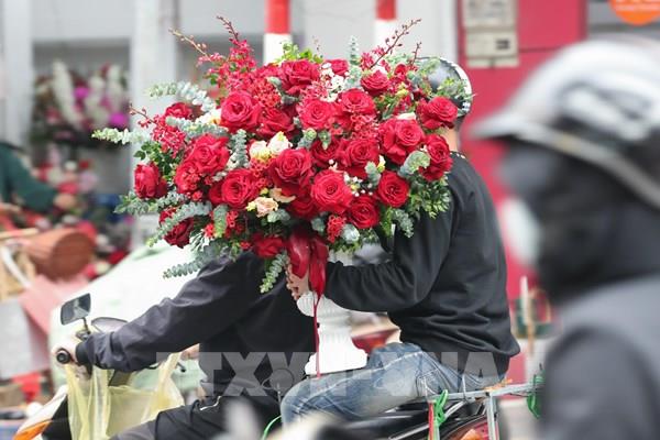 Tuyển Chọn Quà Tặng Ngày 8 Tháng 3: Từ Lãng Mạn Đến Thiết Thực, Phù Hợp Mọi Đối Tượng tuyen chon qua tang ngay 8 thang 3 tu lang man den thiet thuc phu hop moi doi tuong 67c69d90accf4