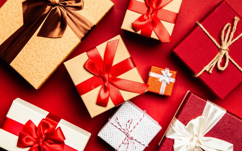 Tuyển Chọn Quà Tặng Ngày 8 Tháng 3: Từ Lãng Mạn Đến Thiết Thực, Phù Hợp Mọi Đối Tượng Tuyển Chọn Quà Tặng Ngày 8 Tháng 3: Từ Lãng Mạn Đến Thiết Thực, Phù Hợp Mọi Đối Tượng